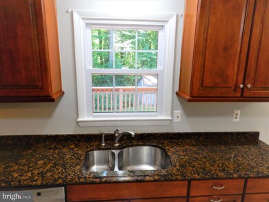 1513 Kingsway Dr, Gambrills, MD 21054 - photo 7