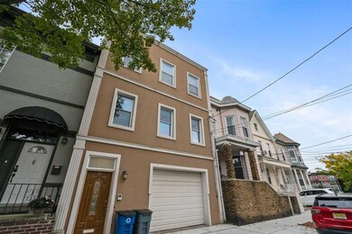 211 Maple St unit 1, Weehawken, NJ 07086 - photo 7