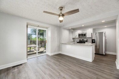 010_d8f397_W Genessee Ave-025 (Small)