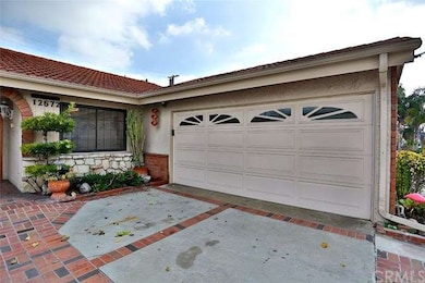 Roll up Automatic Garage door with Key Pad Code