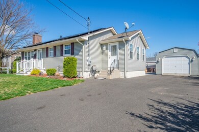 67 Arcadia Blvd, Springfield, MA 01118 - photo 2