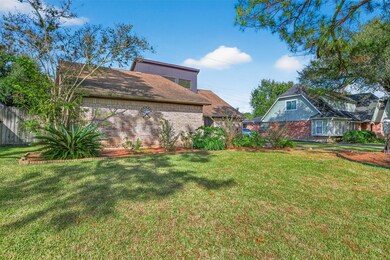 2326 Ashmont Dr, Missouri City, TX 77489 - photo 2