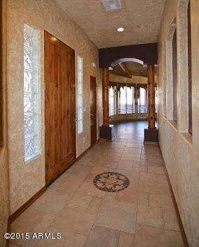 FOYER 2