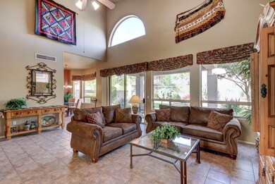 3527 N Desert Oasis-9