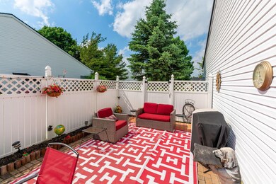 4674 Athalia Dr (Exterior)-8
