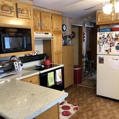 124 Mohawk Trail, Florida, MA 01247 - photo 7