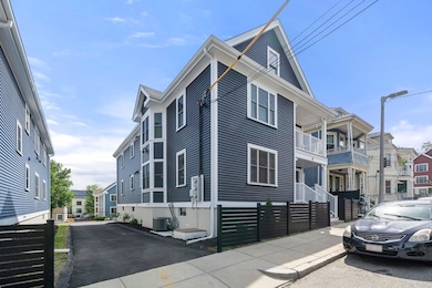 8 Brinton St unit 2, Roxbury, MA 02119 - photo 2