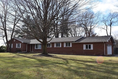 Winter photo front yard