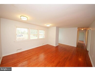 572 Village Rd W, Princeton Junction, NJ 08550 - photo 4