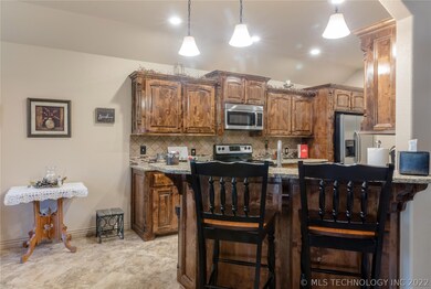 1504 E Kiowa Ave, McAlester, OK 74501 - photo 5