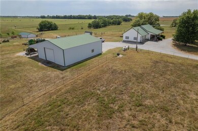 674 N Highway V Hwy, Lamar, MO 64759 - photo 5