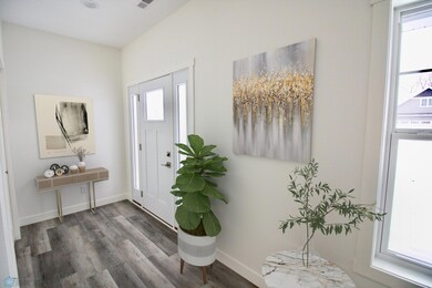 Front entry(virtual staged)