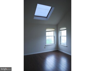 216 E Flagstone Dr, Newark, DE 19702 - photo 6