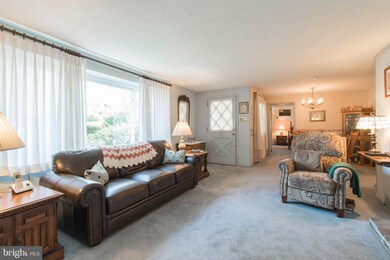 1064 Manor Ln, Southampton, PA 18966 - photo 7