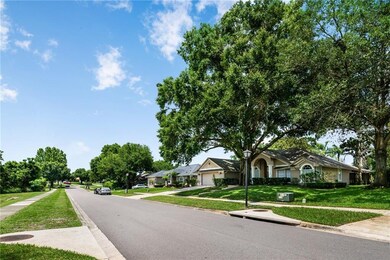 1089 Almond Tree Cir, Orlando, FL 32835 - photo 3