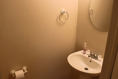 1/2 Bath
