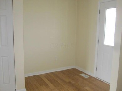 3290 S 8th St, Columbus, OH 43207 - photo 7