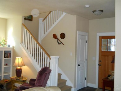 1490 NW Hemlock Ave, Redmond, OR 97756 - photo 2