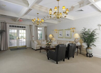 25 W Elm St unit 61, Greenwich, CT 06830 - photo 2