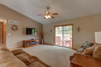 642 7th St SW Pine Island MN-large-011-1