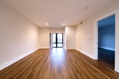 1040 John F. Kennedy Blvd unit 301, Bayonne, NJ 07002 - photo 7