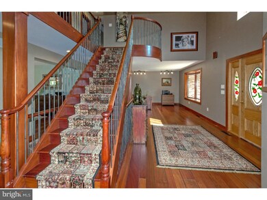 5810 Deer Dr, Zionsville, PA 18092 - photo 4