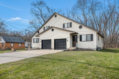 10593 Chicago Dr, Zeeland, MI 49464 - photo 2