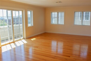 Expansive living area, french doors, southern expo