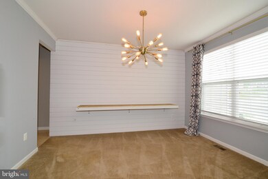 16901 Evening Star Dr, Round Hill, VA 20141 - photo 4