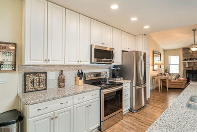 4951 Falcon kitchen 1