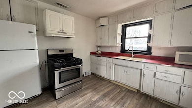 2234 Fairview St, Anderson, IN 46016 - photo 3