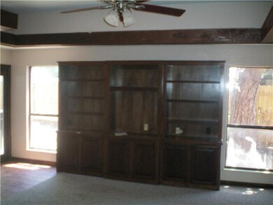 12100 N Greystone Cir, Oklahoma City, OK 73120 - photo 6