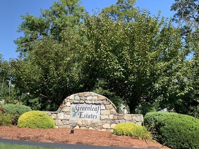 14 Sutherland Way, Nashua, NH 03062 - photo 2