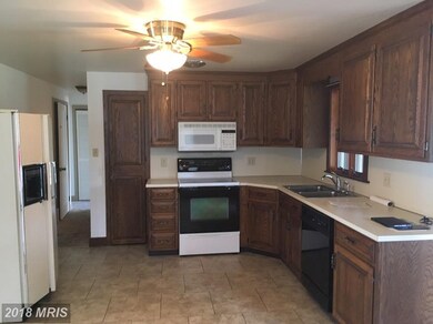 42 Coble Rd, Saint Thomas, PA 17252 - photo 2