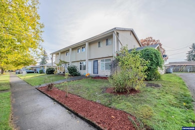 530 34th (-536) Ave SE, Albany, OR 97322 - photo 3