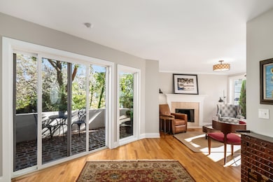 156 Tradd St unit E, Charleston, SC 29401 - photo 3