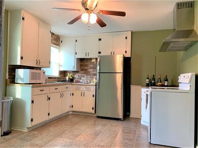 11300 W 70th St, Shawnee, KS 66203 - photo 5