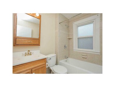 Bathroom-L2.