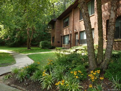 44 Route 25 A unit 401, Smithtown, NY 11787 - photo 2