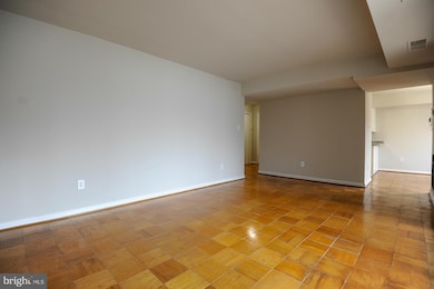 7334 Tavenner Ln unit 3-B, Alexandria, VA 22306 - photo 6