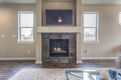 63139 NE Black Powder Ln, Bend, OR 97701 - photo 6