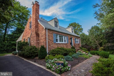 6808 Crutchfield St, Falls Church, VA 22043 - photo 2