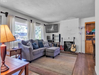 4342 Mckay Dr S, Salem, OR 97302 - photo 7