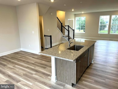 7616 Johnnycake Rd, Woodlawn, MD 21244 - photo 4