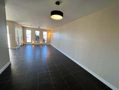 1400 Monte Negro Dr, El Paso, TX 79935 - photo 3