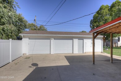 1121 Ash St, Carthage, MO 64836 - photo 6