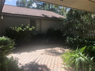 Private Front Courtyard