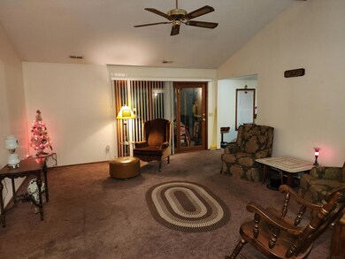 411 Lamar St, Bluffton, IN 46714 - photo 5