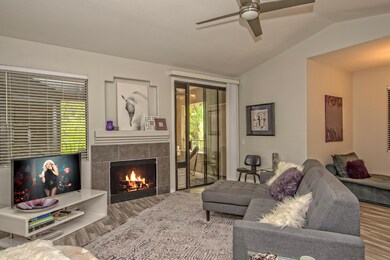 003_Living Area