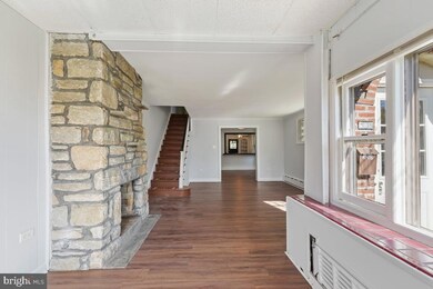 369 Lakeview Ave, Drexel Hill, PA 19026 - photo 4